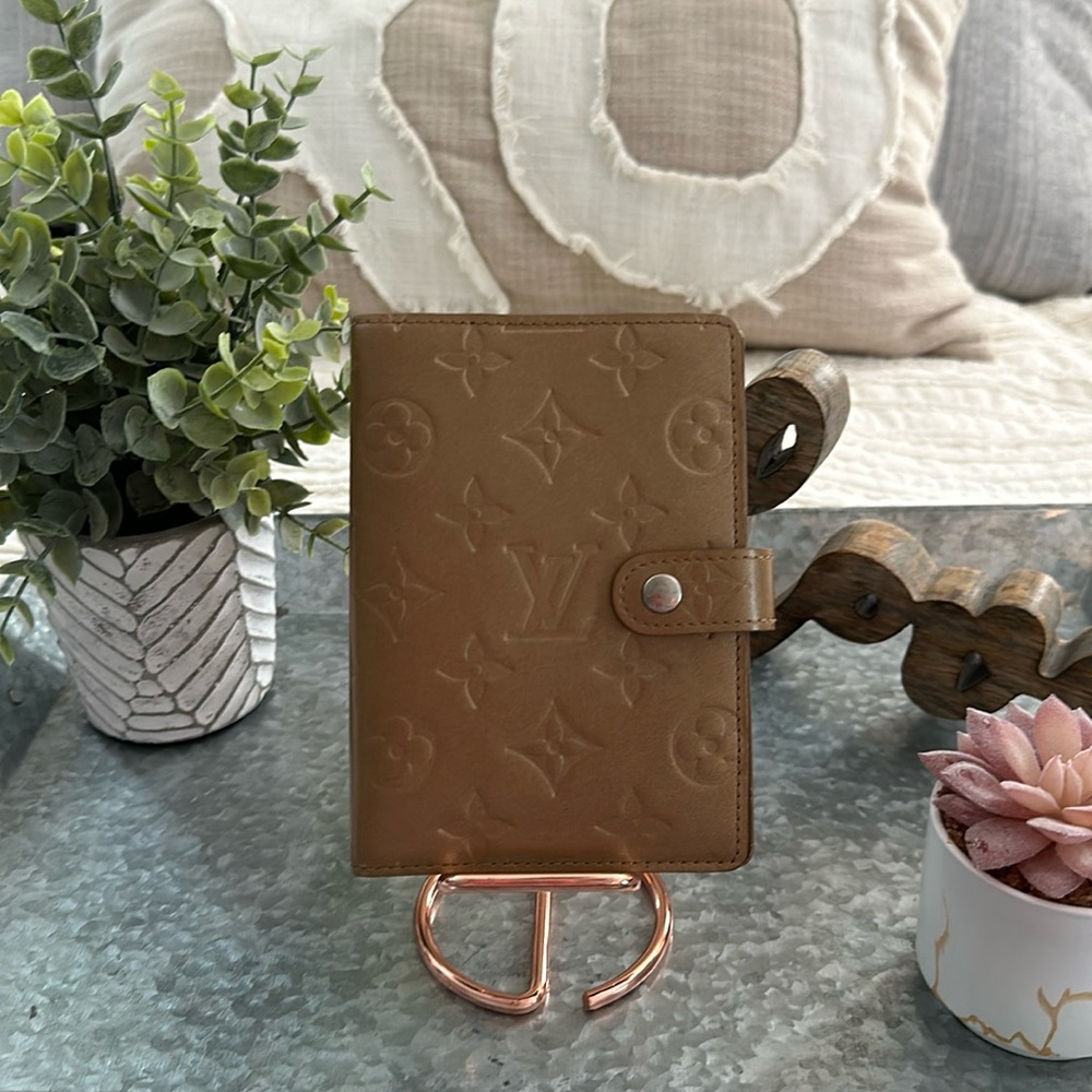 LV Vernis Agenda